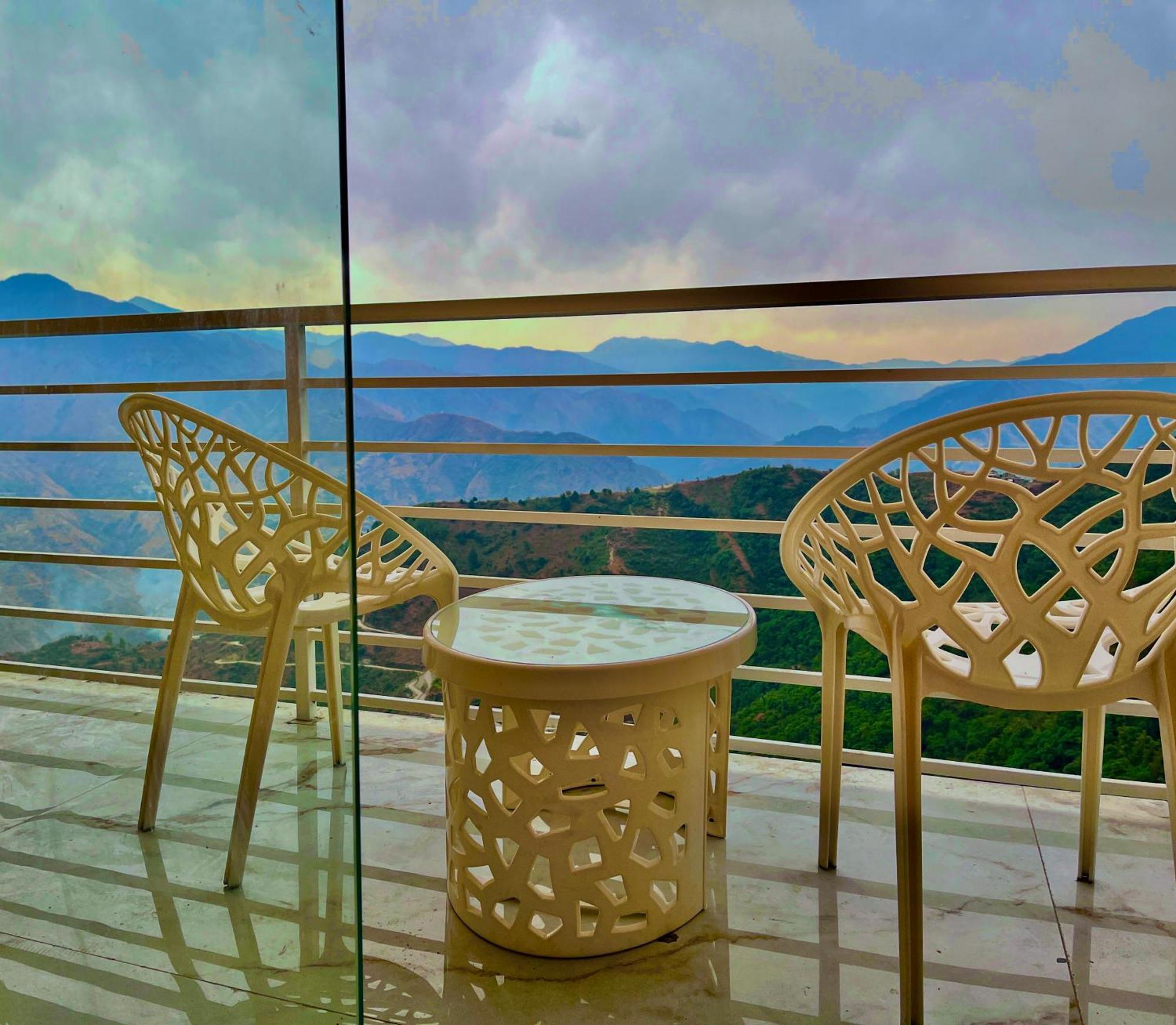 Hotel Classic Crown - #Scenic Mountain View #Open Terrace #Parking #Premium Rooms With Balcony #Guest Preferred #Best Selling Hotel In Mussoorie Exterior foto